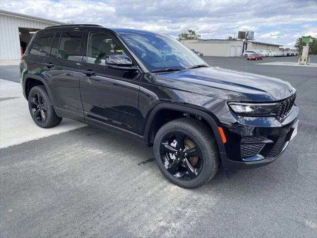 new 2024 Jeep Grand Cherokee car, priced at $41,740