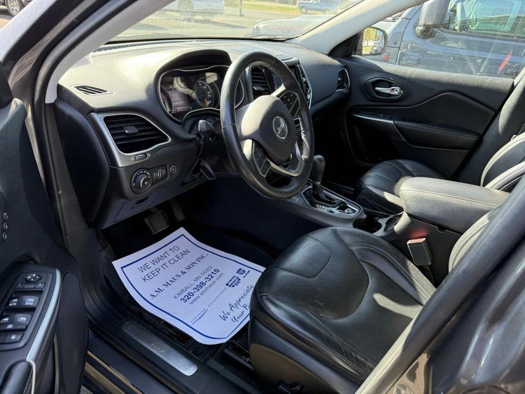 used 2019 Jeep Cherokee car, priced at $17,990