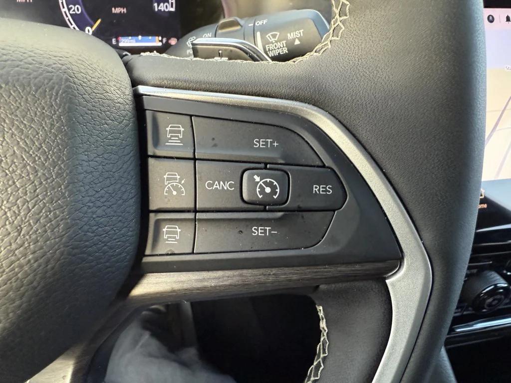 used 2024 Jeep Grand Cherokee car, priced at $37,990