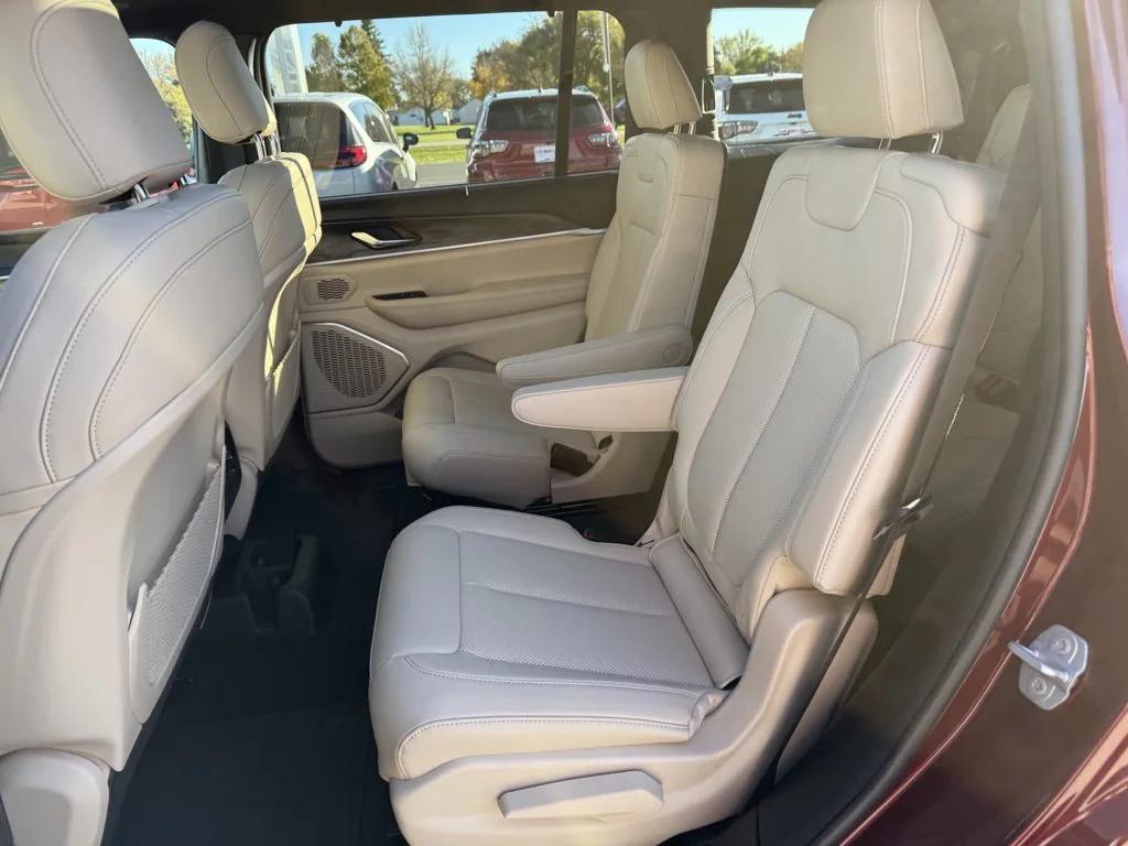 used 2025 Jeep Grand Cherokee L car, priced at $45,990