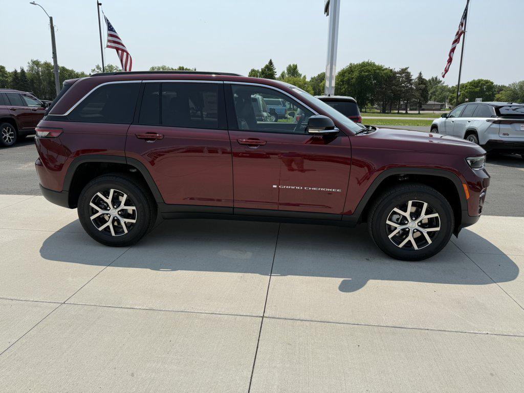 new 2025 Jeep Grand Cherokee car, priced at $42,388