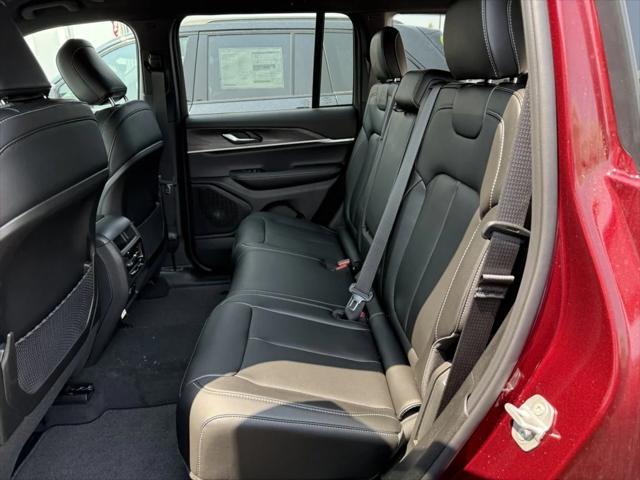 new 2025 Jeep Grand Cherokee car, priced at $45,206