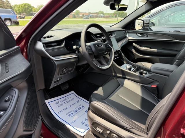 new 2025 Jeep Grand Cherokee car, priced at $45,206