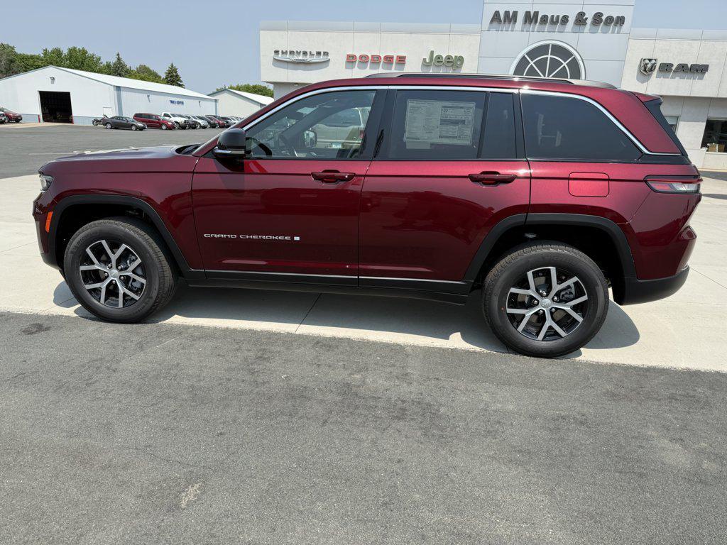 new 2025 Jeep Grand Cherokee car, priced at $42,388