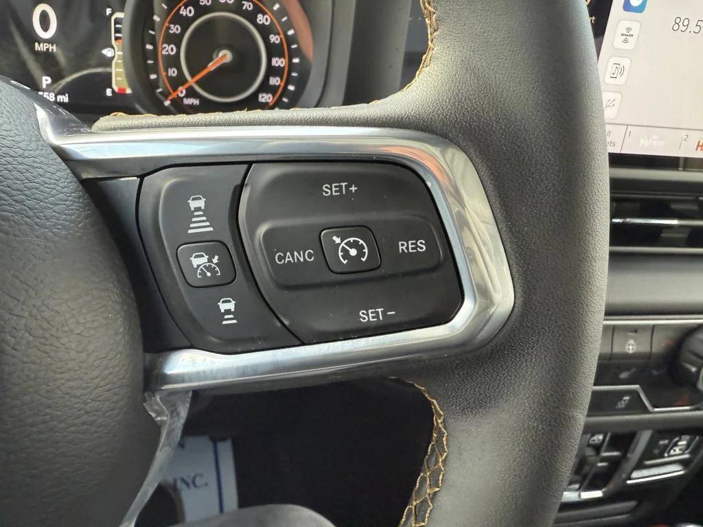 used 2025 Jeep Wrangler car, priced at $37,990