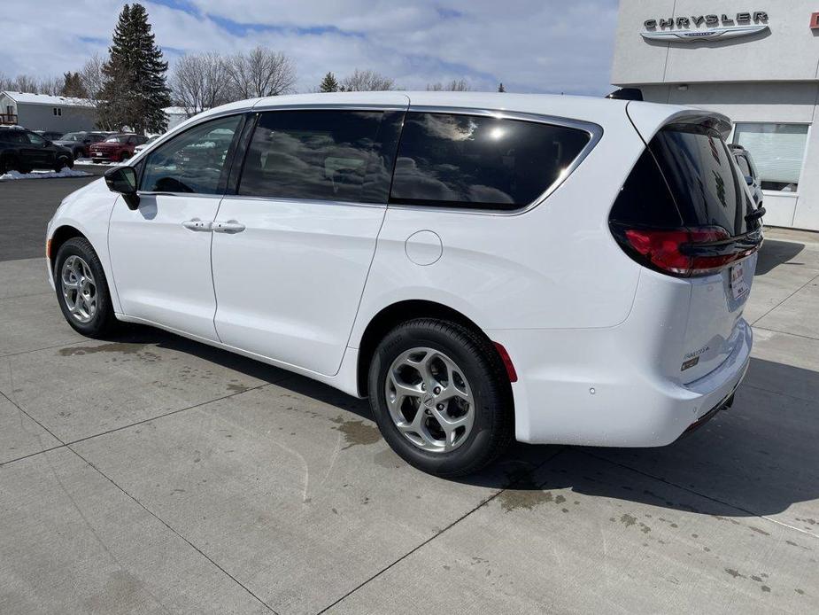 new 2024 Chrysler Pacifica car, priced at $53,127