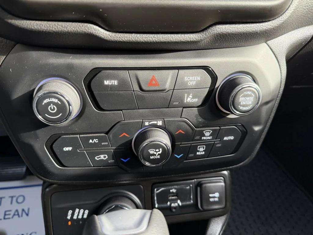 used 2022 Jeep Renegade car, priced at $17,990