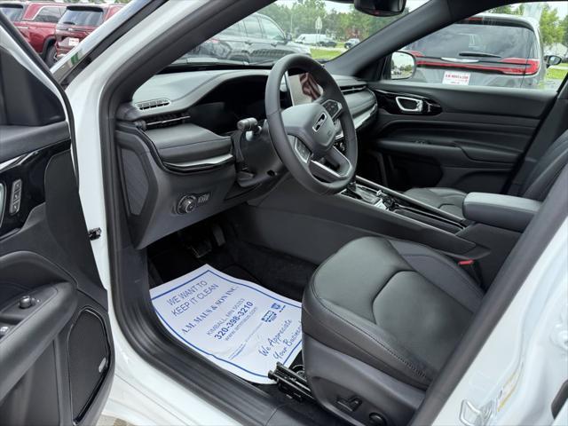new 2025 Jeep Compass car, priced at $39,110