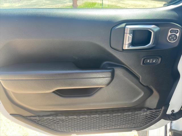 used 2022 Jeep Gladiator car, priced at $29,990