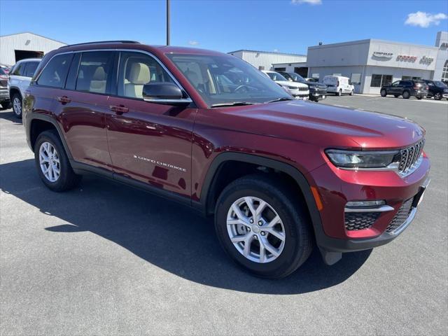 used 2022 Jeep Grand Cherokee car, priced at $37,990