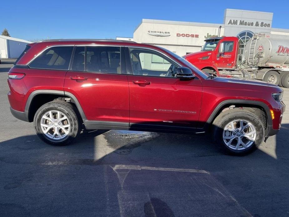 used 2022 Jeep Grand Cherokee car, priced at $38,990