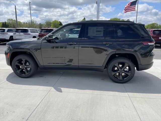 new 2024 Jeep Grand Cherokee car, priced at $47,595