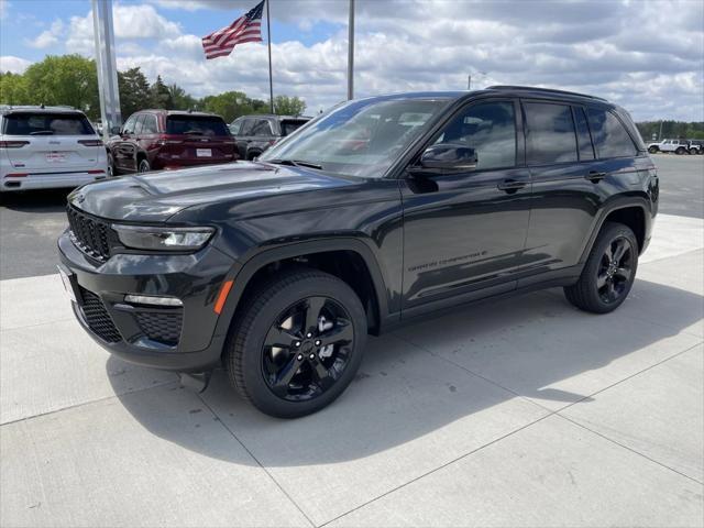 new 2024 Jeep Grand Cherokee car, priced at $47,595