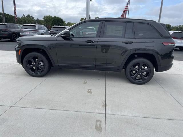 new 2024 Jeep Grand Cherokee car, priced at $43,832