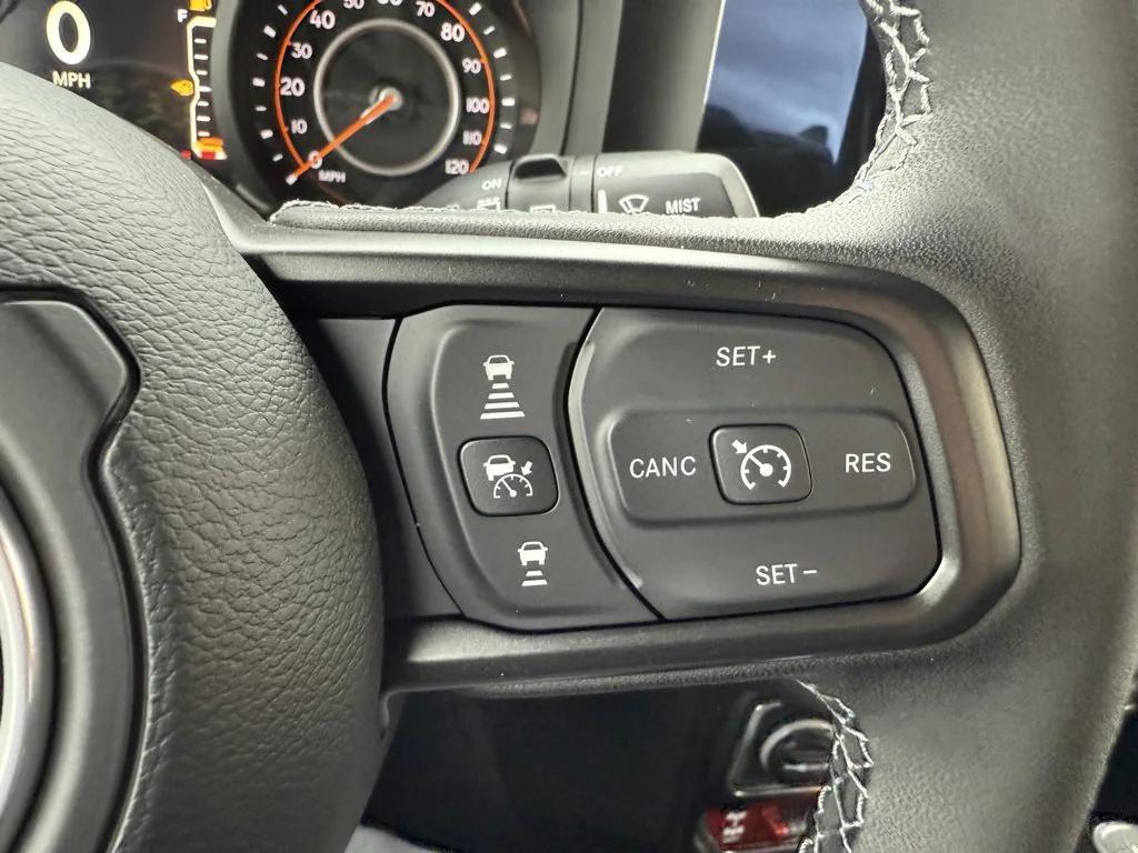 new 2026 Jeep Wrangler car, priced at $70,441