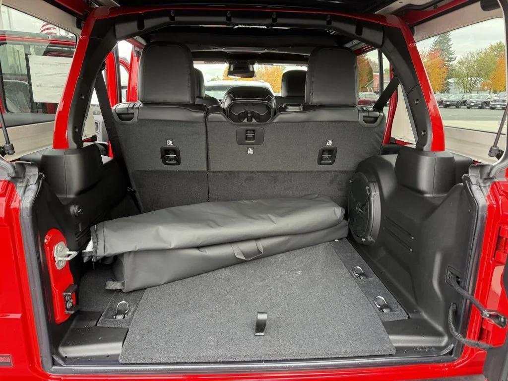 new 2026 Jeep Wrangler car, priced at $70,441