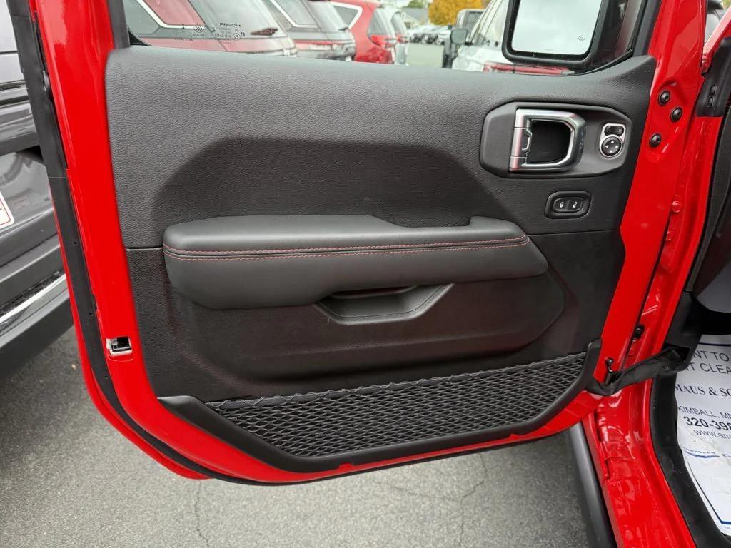 new 2026 Jeep Wrangler car, priced at $70,441