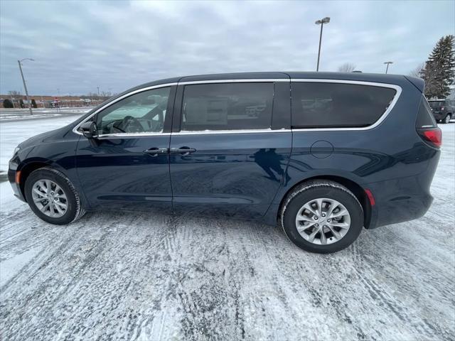 new 2025 Chrysler Pacifica car, priced at $44,792