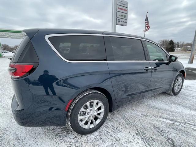 new 2025 Chrysler Pacifica car, priced at $44,792