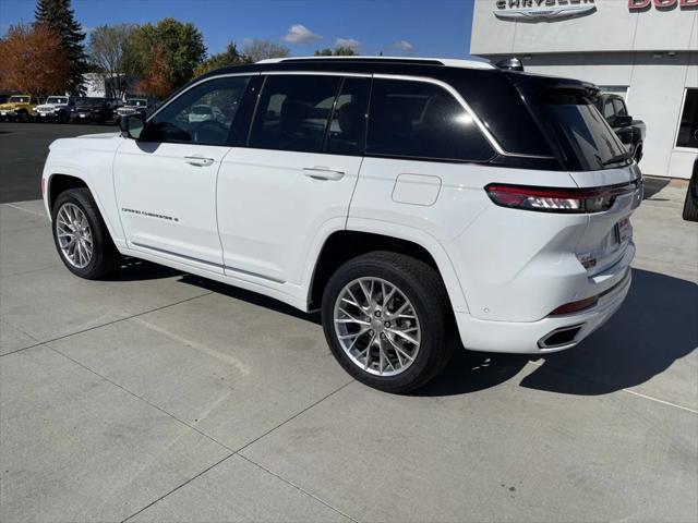 used 2022 Jeep Grand Cherokee car, priced at $37,990