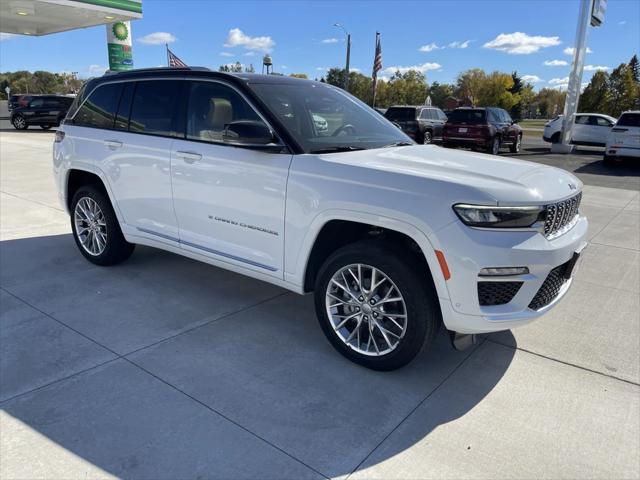 used 2022 Jeep Grand Cherokee car, priced at $37,990