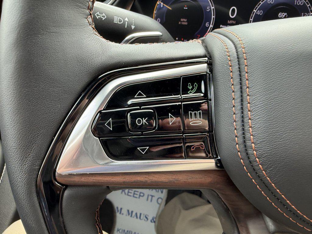 new 2025 Jeep Grand Cherokee car, priced at $56,375