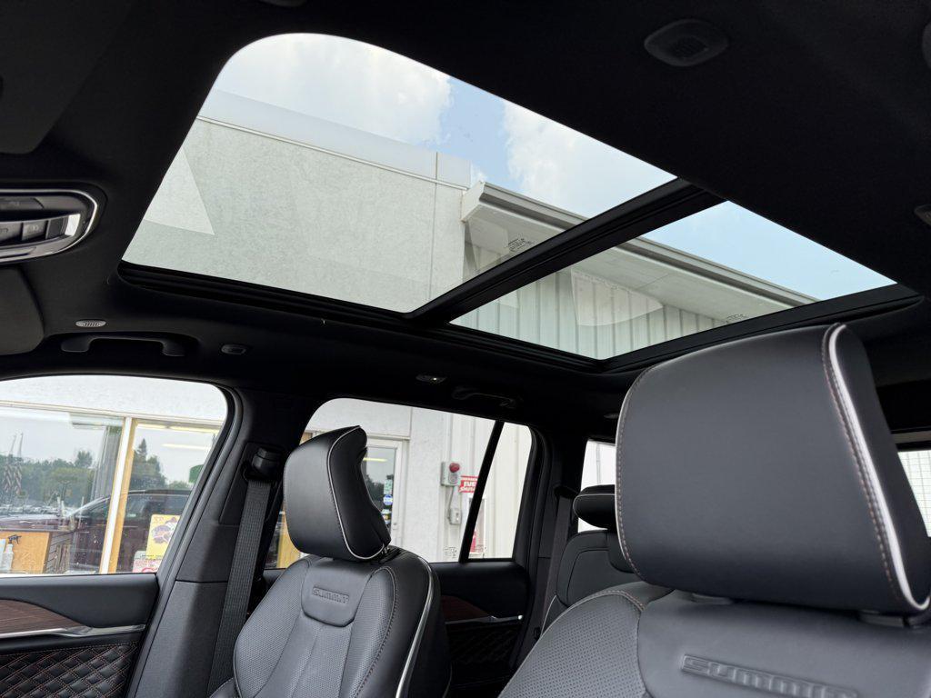 new 2025 Jeep Grand Cherokee car, priced at $56,375