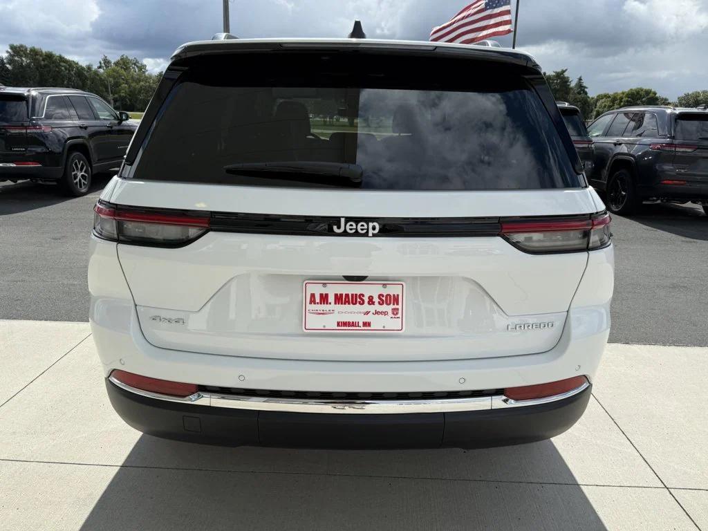new 2025 Jeep Grand Cherokee car, priced at $40,016