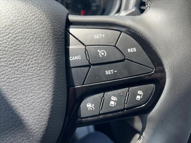 used 2023 Jeep Cherokee car, priced at $23,990