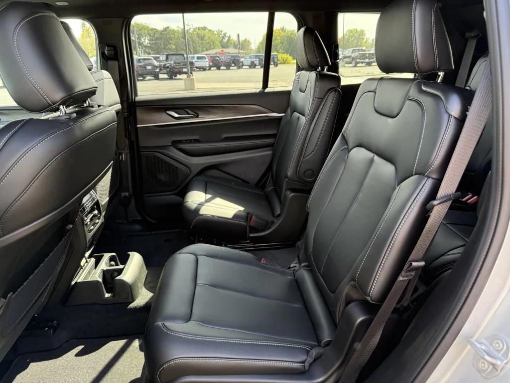 new 2025 Jeep Grand Cherokee L car, priced at $53,029