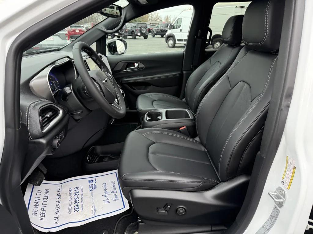 new 2026 Chrysler Pacifica car, priced at $41,567