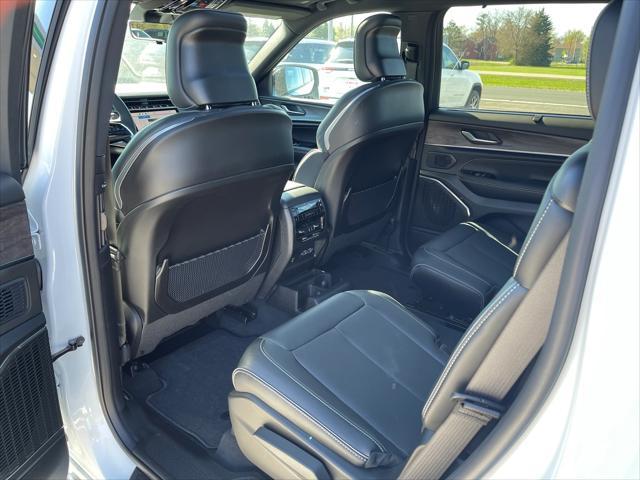 new 2025 Jeep Grand Cherokee L car, priced at $60,257