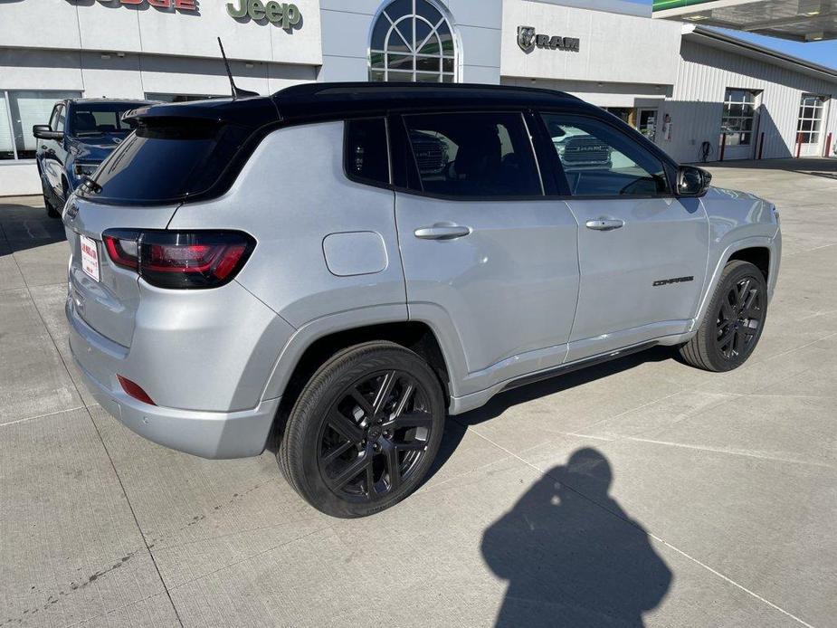 new 2024 Jeep Compass car, priced at $39,032