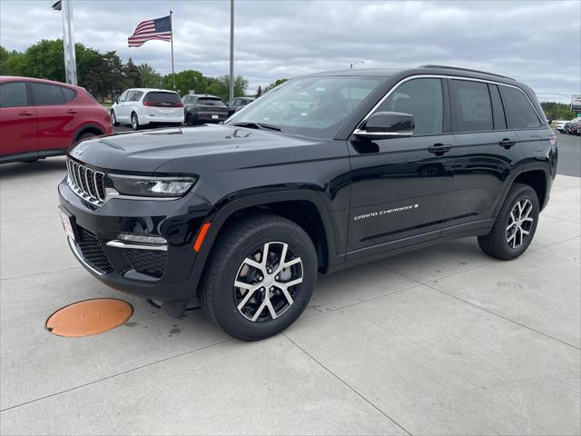 new 2025 Jeep Grand Cherokee car, priced at $48,240