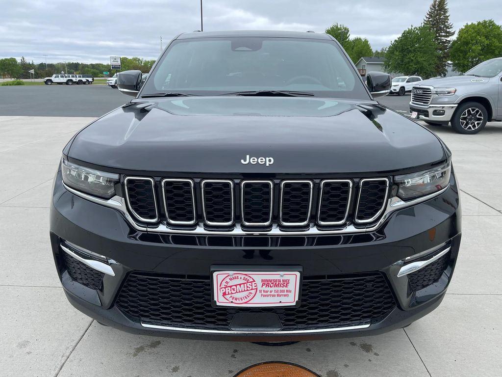 new 2025 Jeep Grand Cherokee car, priced at $39,388