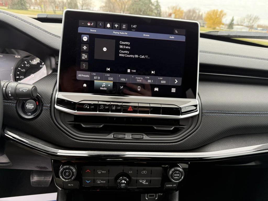 new 2026 Jeep Compass car, priced at $32,533