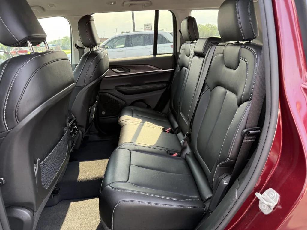 used 2023 Jeep Grand Cherokee car, priced at $35,990