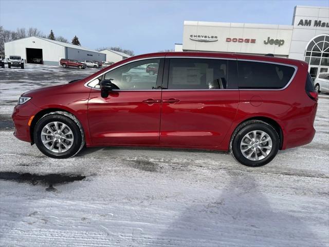 new 2025 Chrysler Pacifica car, priced at $43,640