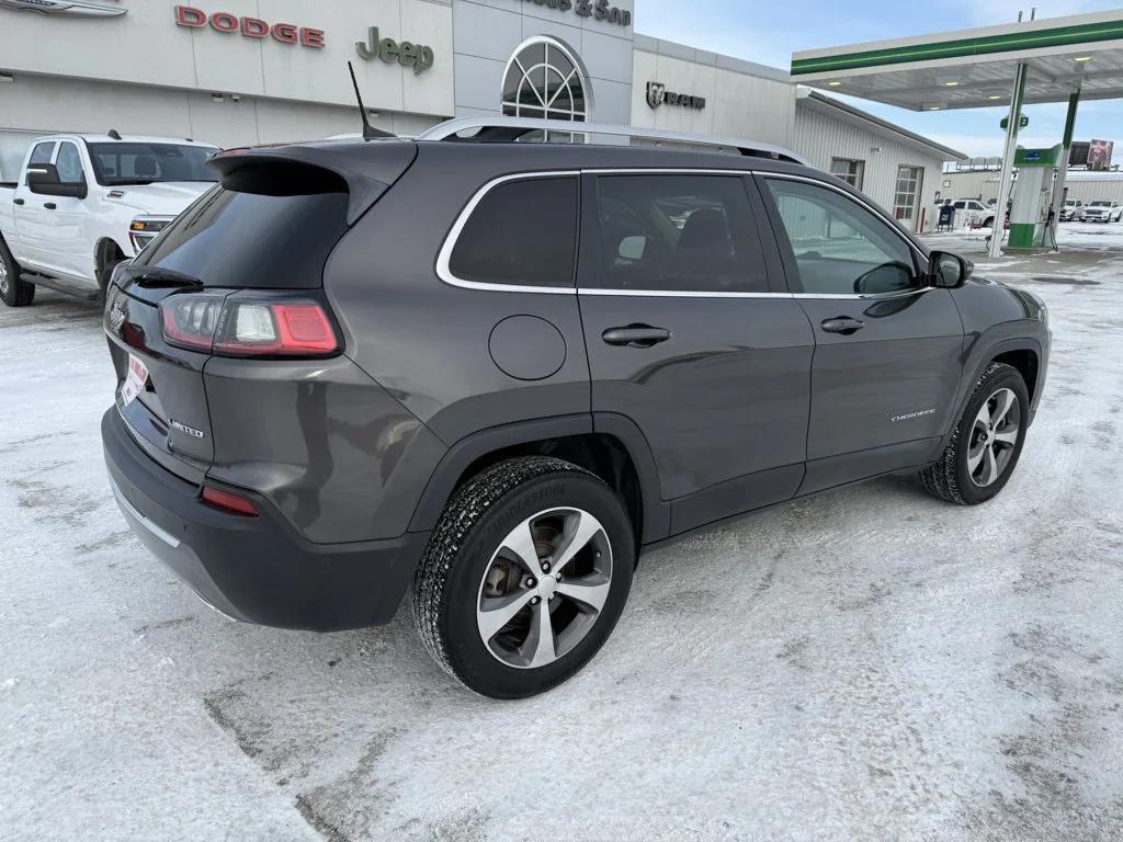 used 2019 Jeep Cherokee car, priced at $15,990