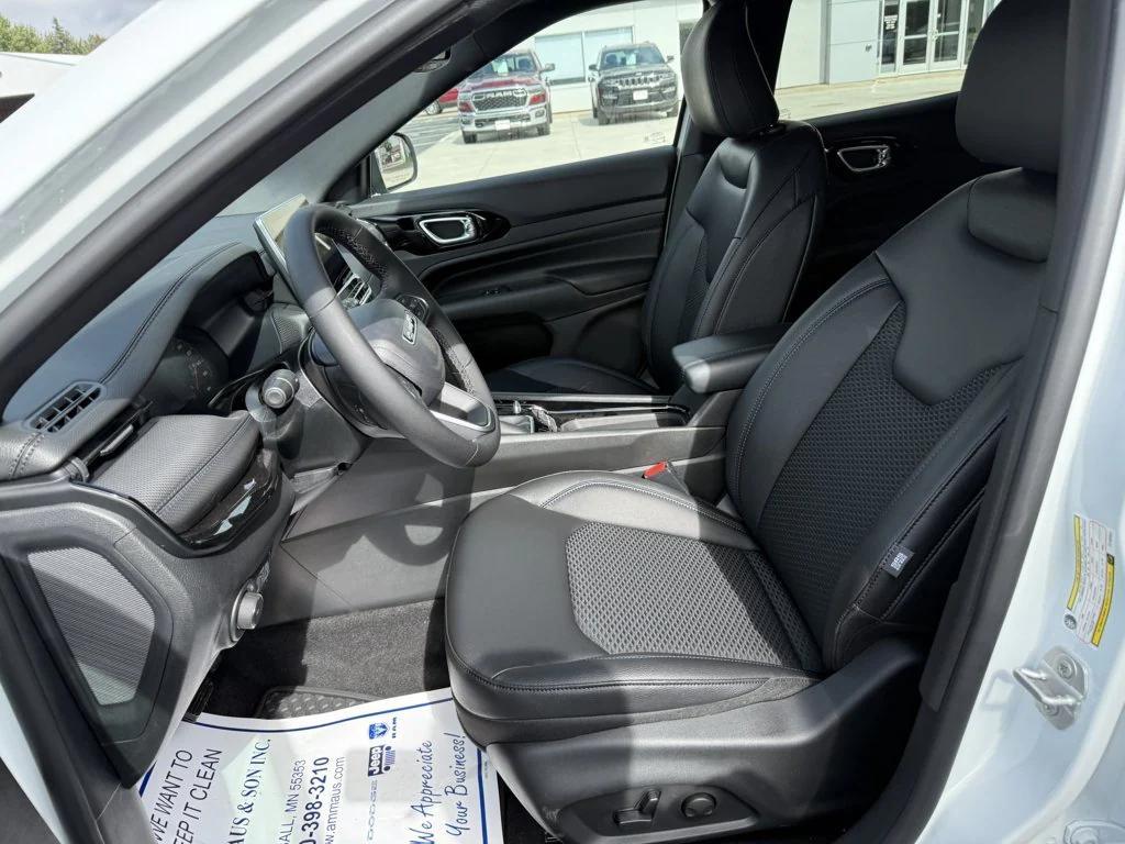 new 2026 Jeep Compass car, priced at $37,332