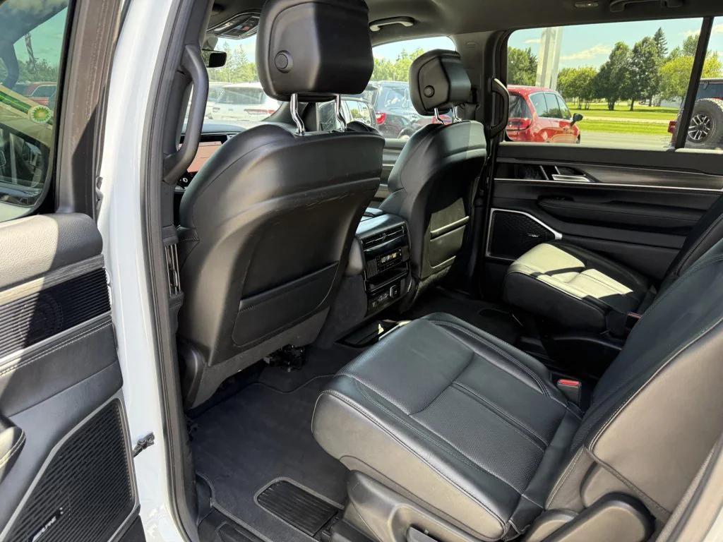 used 2024 Jeep Wagoneer car, priced at $54,990