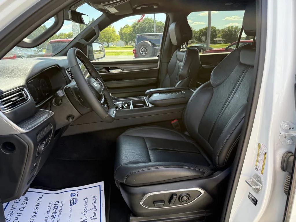 used 2024 Jeep Wagoneer car, priced at $54,990