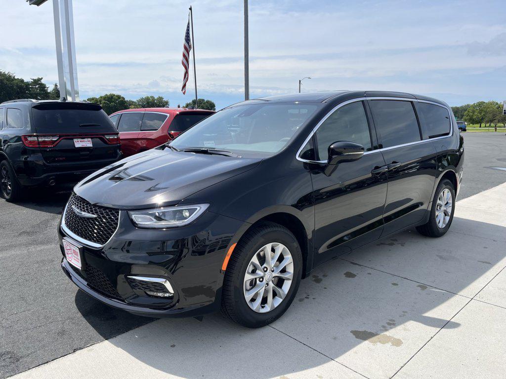 used 2025 Chrysler Pacifica car, priced at $42,990
