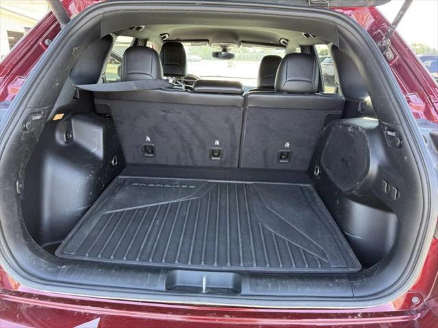 used 2019 Jeep Cherokee car, priced at $24,990