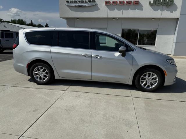 used 2023 Chrysler Pacifica car, priced at $23,990