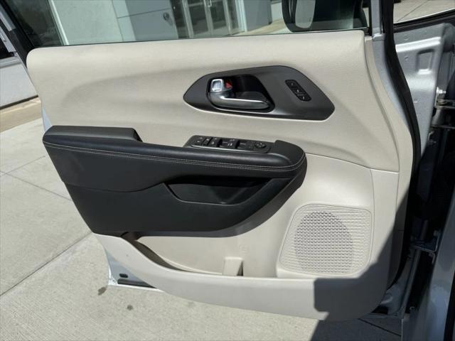 used 2023 Chrysler Pacifica car, priced at $23,990