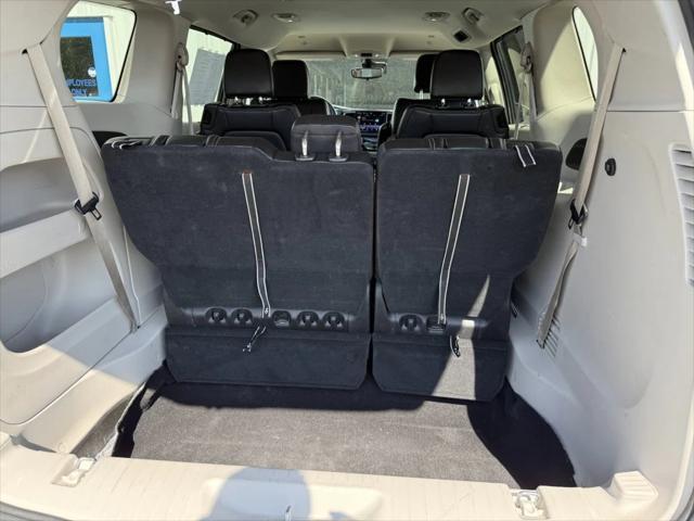 used 2023 Chrysler Pacifica car, priced at $23,990