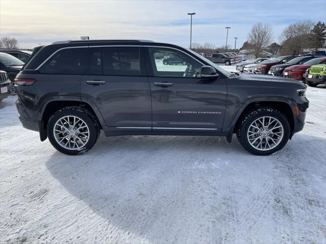 used 2022 Jeep Grand Cherokee car, priced at $45,990