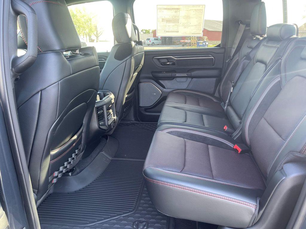 new 2025 Ram 1500 car, priced at $61,544