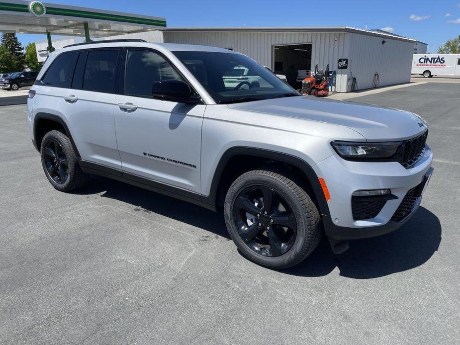 new 2024 Jeep Grand Cherokee car, priced at $56,455